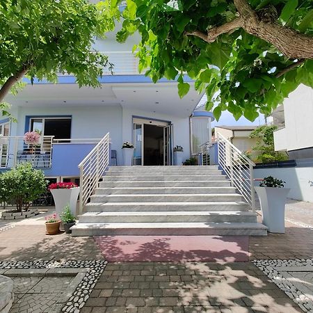 Hotel Moderno - Bed & Breakfast Cervia Exteriér fotografie
