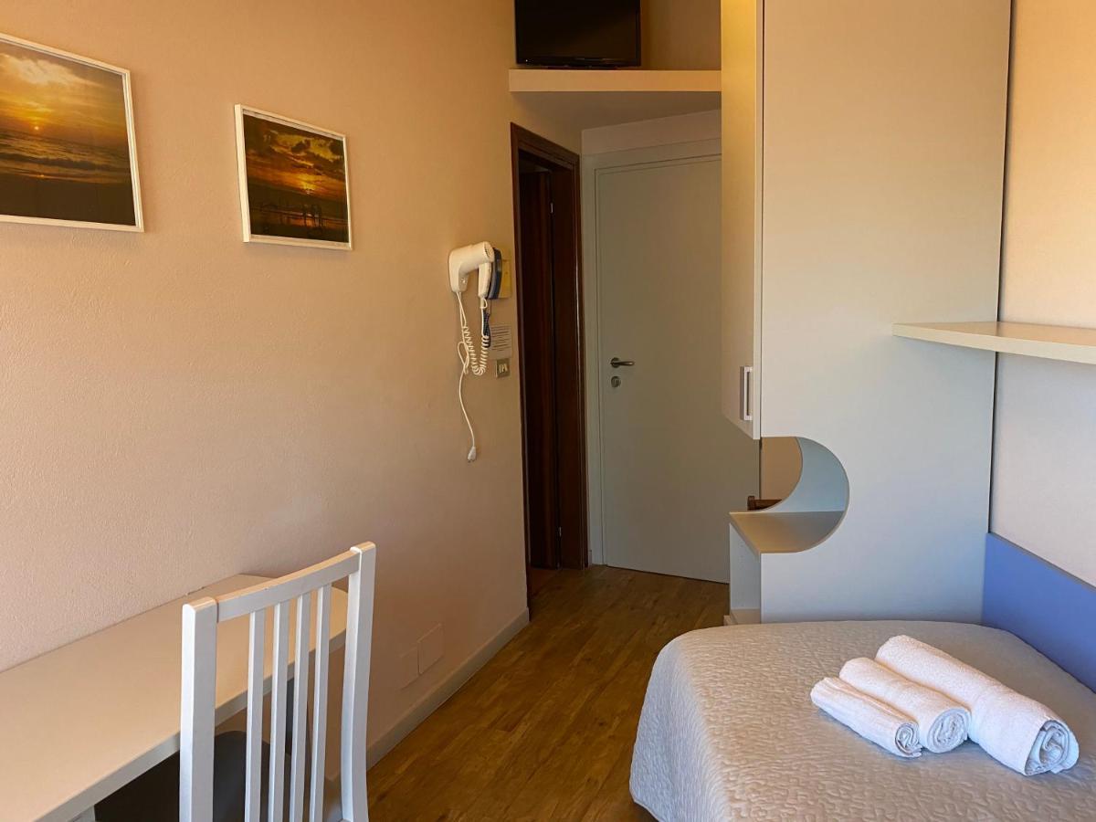 Hotel Moderno - Bed & Breakfast Cervia Exteriér fotografie