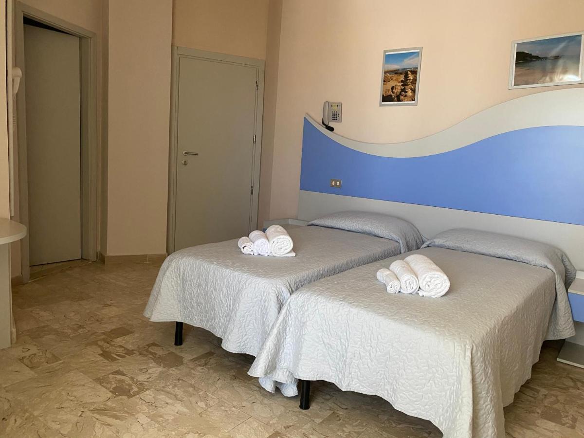 Hotel Moderno - Bed & Breakfast Cervia Exteriér fotografie