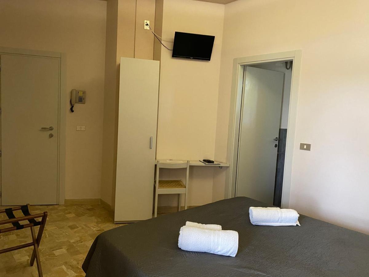 Hotel Moderno - Bed & Breakfast Cervia Exteriér fotografie