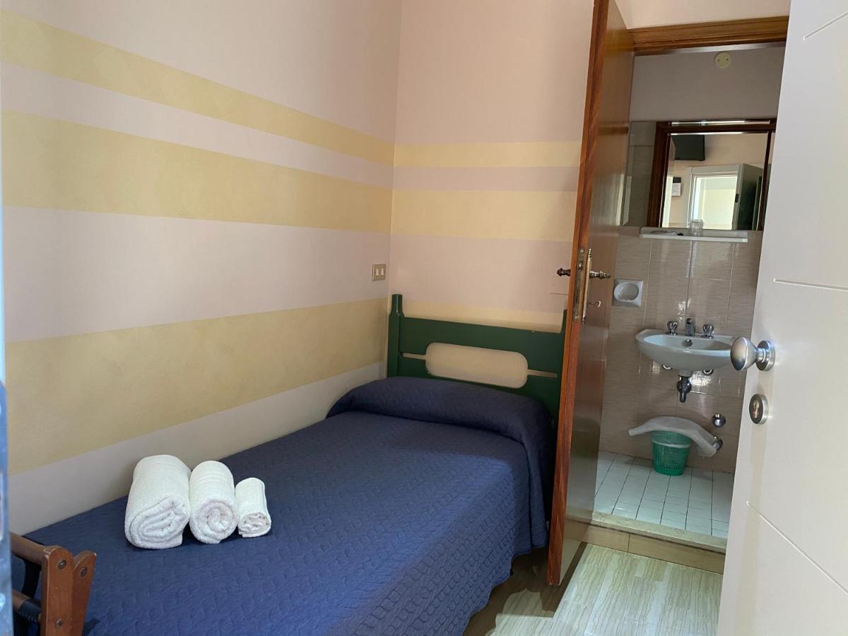 Hotel Moderno - Bed & Breakfast Cervia Exteriér fotografie