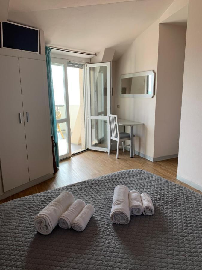 Hotel Moderno - Bed & Breakfast Cervia Exteriér fotografie