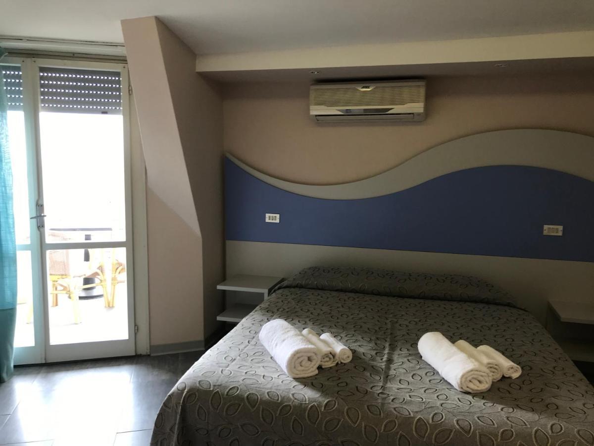 Hotel Moderno - Bed & Breakfast Cervia Exteriér fotografie